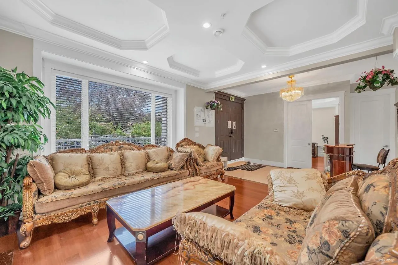 Pensión Luxurious Getaway In Vancouver-Private Room With Attached Bathroom Canadá
